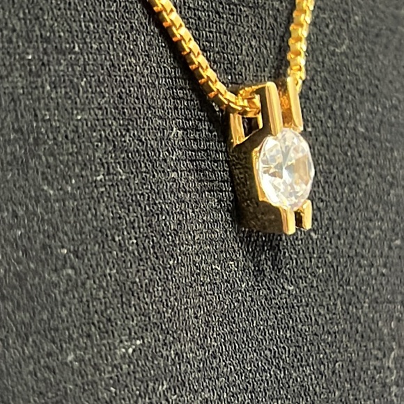 Sparkly 18k gold plated chain with cz diamond necklace - Picture 2 of 9